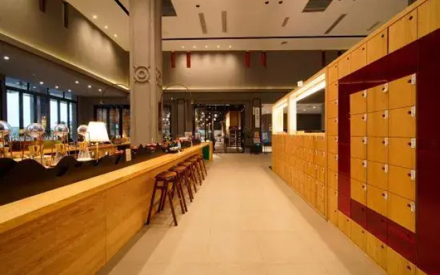 Hostel In Grove