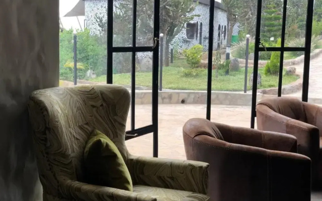 Saab Royale Resort