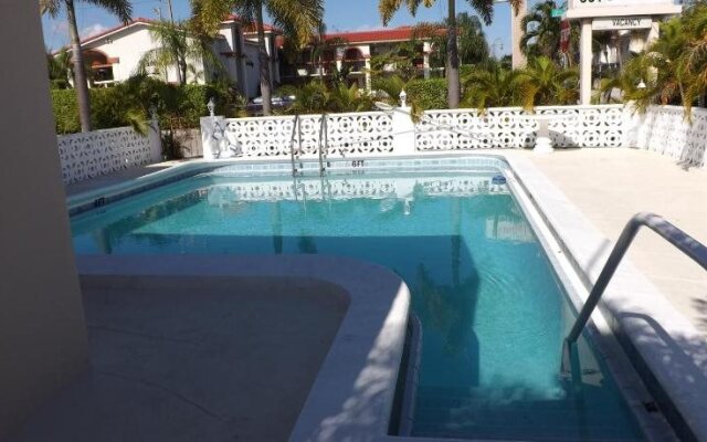 Eamon James Apartments & Suites