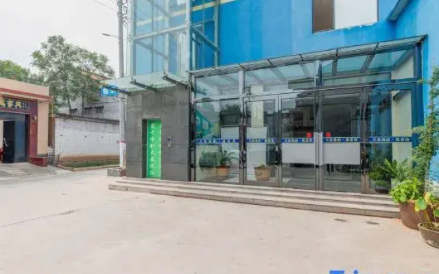 Wuyi Yujia Hotel