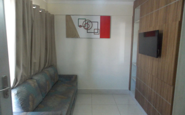 Lacqua DiRoma II Via Caldas