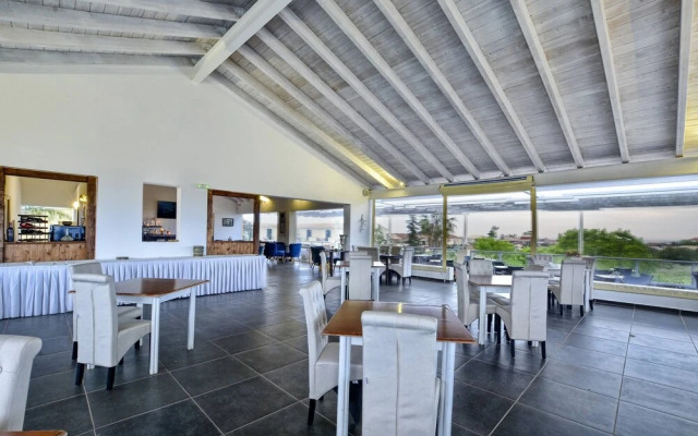 Likithos Hotel