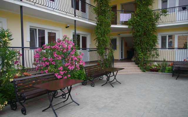 Guest House Ayat