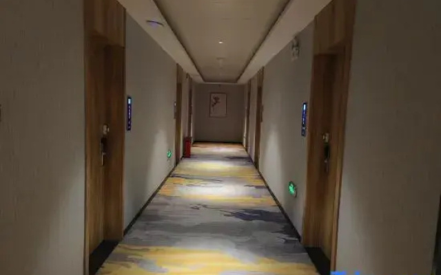 Yijia 365 Chain Hotel (Jingxin Street Store, Jingxian County)