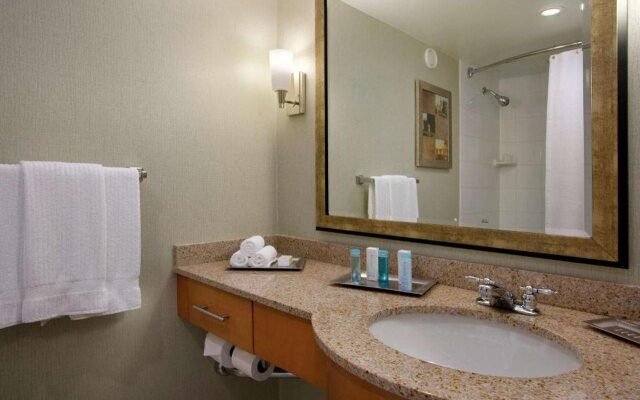 DoubleTree by Hilton Hartford Downtown