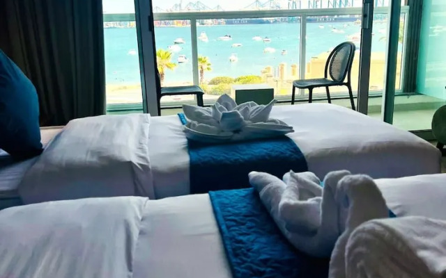 South32 Hotel