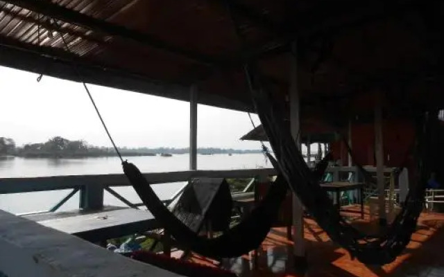 Mr. B Guesthouse