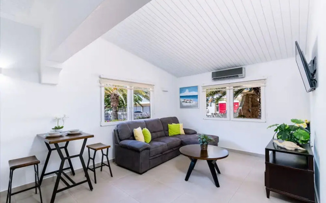 1 MIN Walk 2 Arashi Beach Suite w Roofdeck Pool