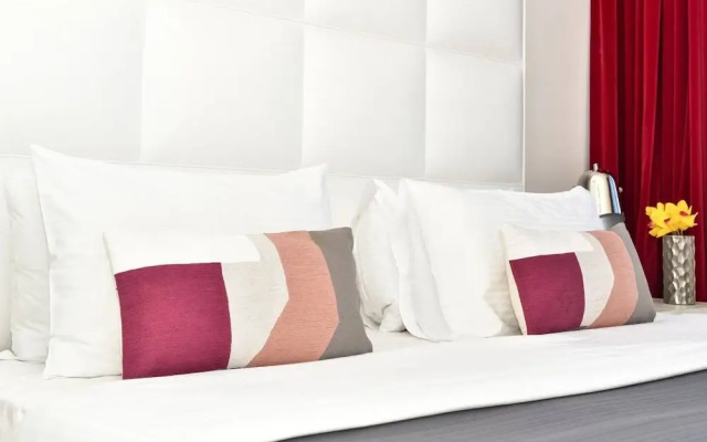 Comfy and Lovely 1BR in Difc!