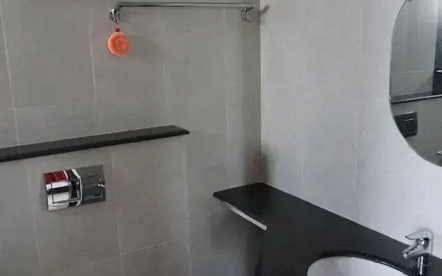Solitaire Service Apartments