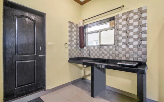 OYO 14182 Home Graceful Studio Ashwem