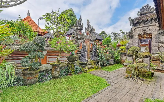 Collection O 91479 Indah Home Stay