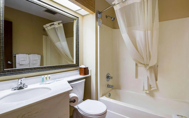 Quality Inn St. Cloud West