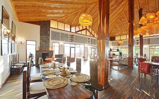 Nkuringo Bwindi Gorilla Lodge