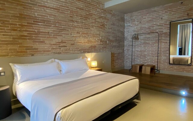 Uma Suites Pau Claris