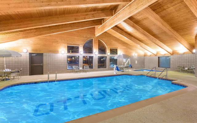 AmericInn by Wyndham Ottumwa