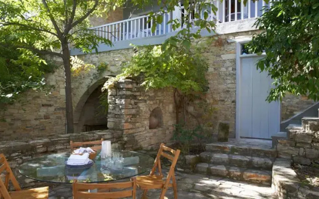 Polytimo Rural House