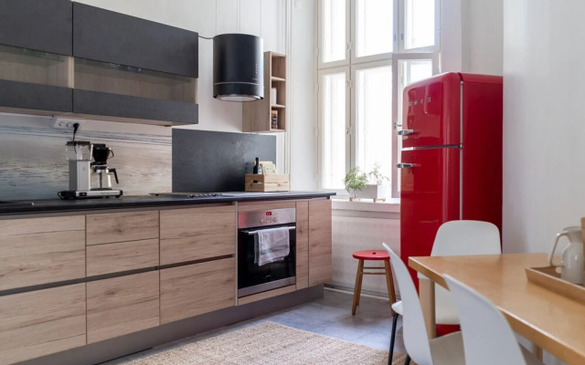 Spacious 2br apartment in Punavuori