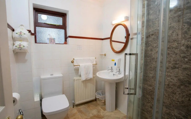 Fines Bayliwick Hotel