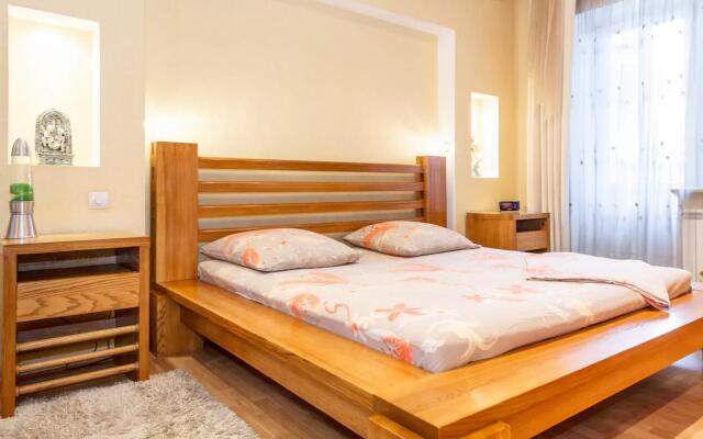 2-room suite apartments near Prospekt Lenina