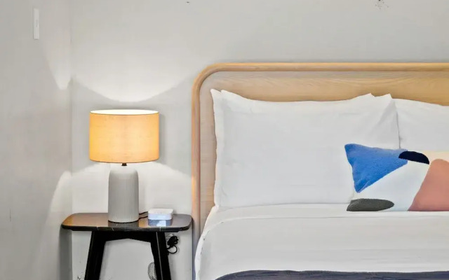 Littlefield Lofts, hosted by Placemakr - 6th Street