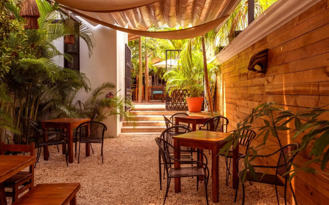 Mezcal Hotel
