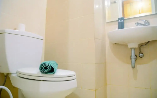 Comfy Studio at Gading Greenhill Apartment