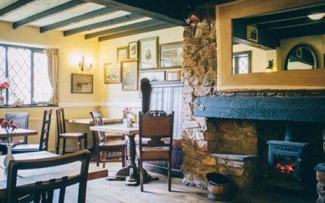 Thatched Tavern