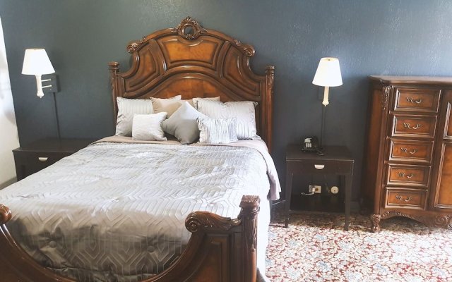 Coratel Inn & Suites by Jasper Hutchinson