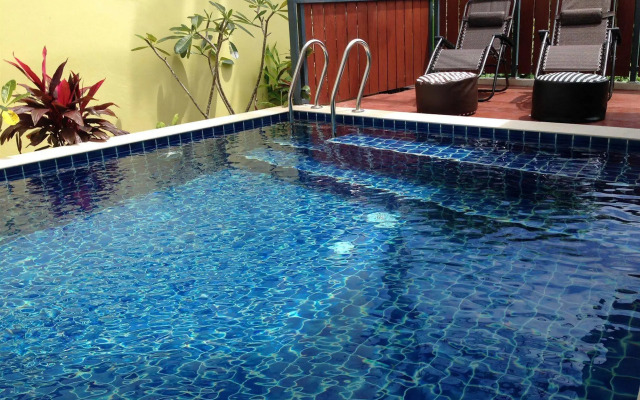 Green Harbor Hotel & Service Apartment