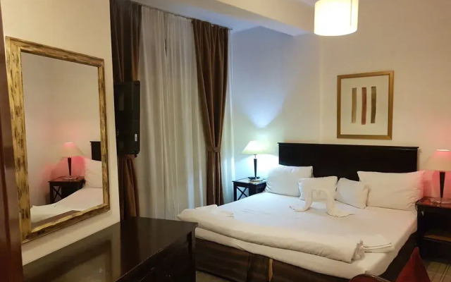 Hotel Litovoi Central