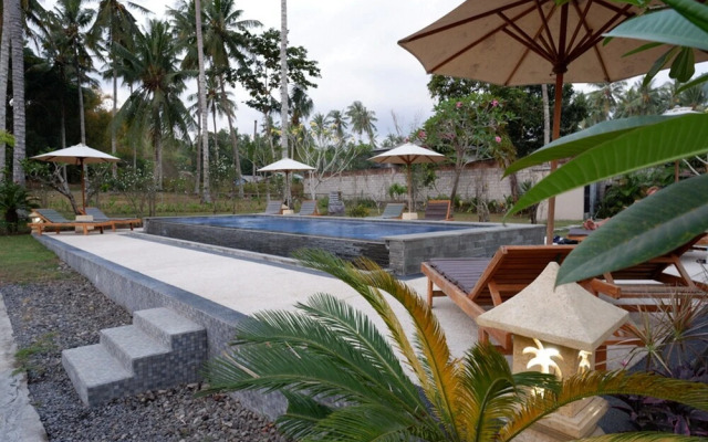 Reddoorz Plus Near Pantai Melase Lombok