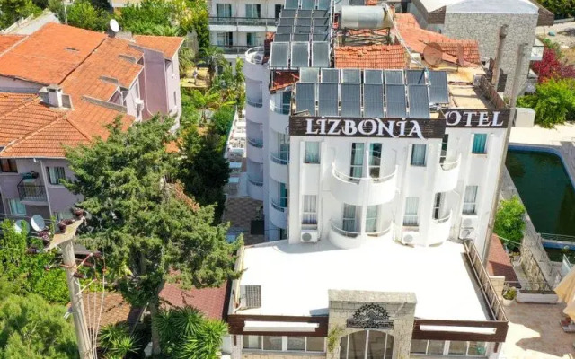 Li̇zboni̇a Çeşme Otel