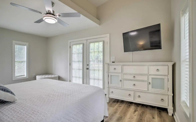 Pet-friendly Cottage, 3 Blocks to Main St!