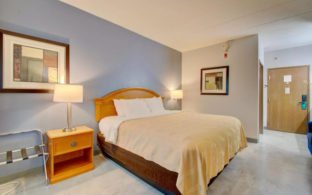 Quality Inn & Suites CVG Airport