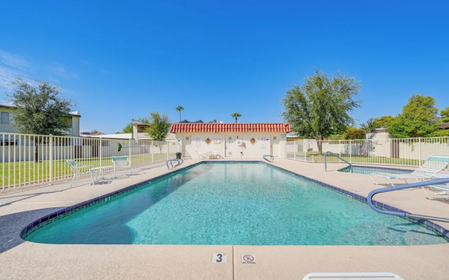 Chic Retreat w/ Patio in Scottsdale!
