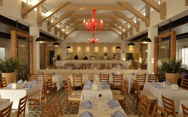Side Resort Hotel