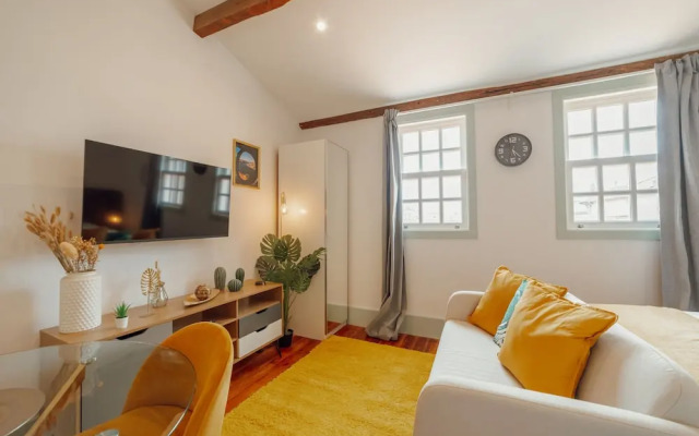 Downtown Suite G by Vacationy