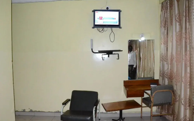 Karibu Hotel