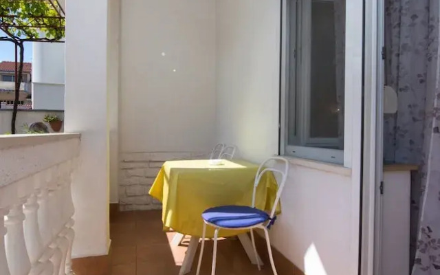 Rooms Holiday Vibes