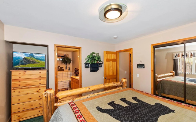 085 - Bear Paw Chalet