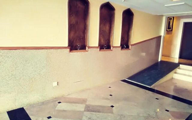Stars Hotel