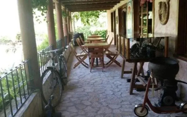 Palomino Ranch Hotel