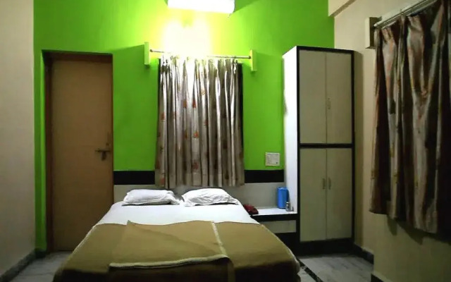 Hotel Kaustubh