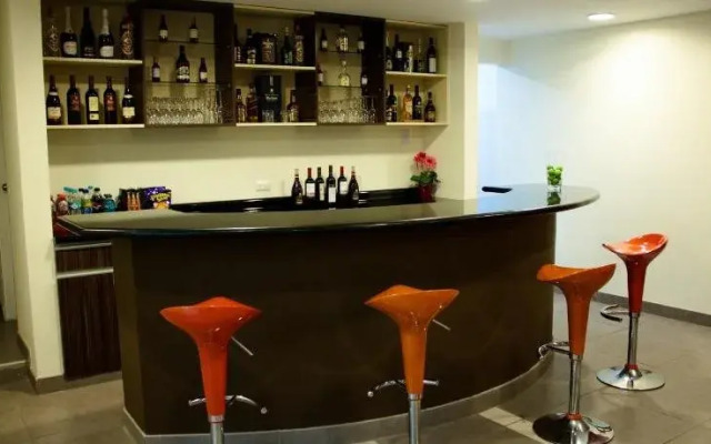Plaza Real Hotel