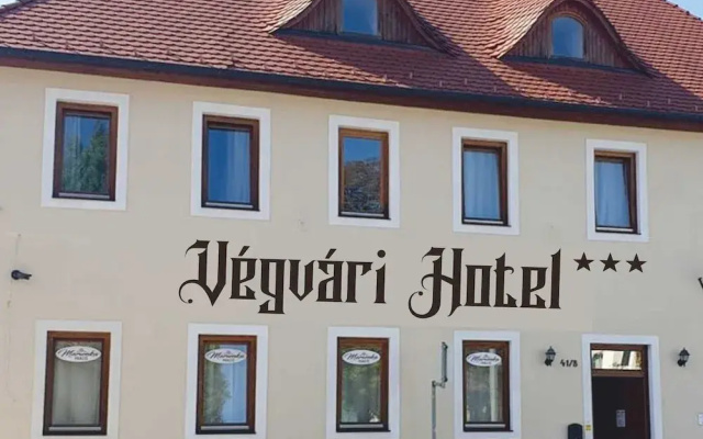 Végvári Hotel Eger