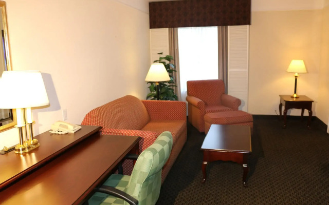 Imperial Swan Hotel & Suites