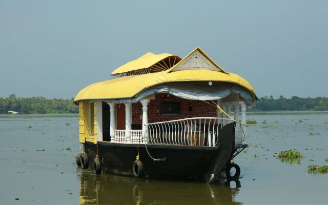 Sreekrishna Houseboats