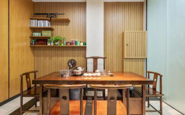 Xi'an S Hotel (Dongfang High-speed Railway Station Branch)