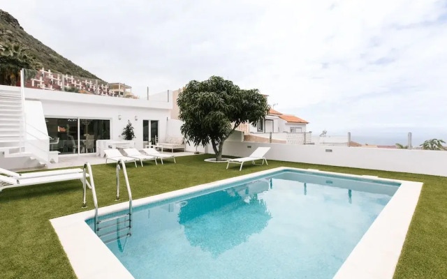Villa;The White Pearl: Exclusive Villa